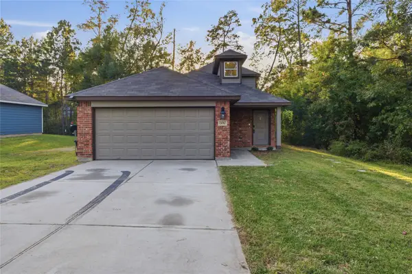 15082 Arrowhead Loop E, Willis, TX 77378