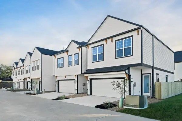 5915 Wheatley Hollow Lane, Houston, TX 77091