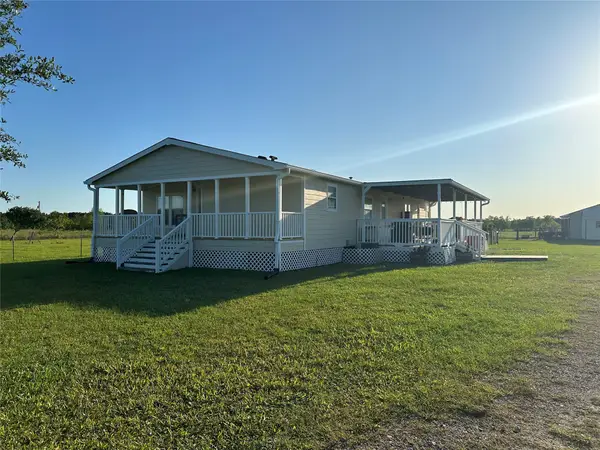 734 County Road 3011, Dayton, TX 77535