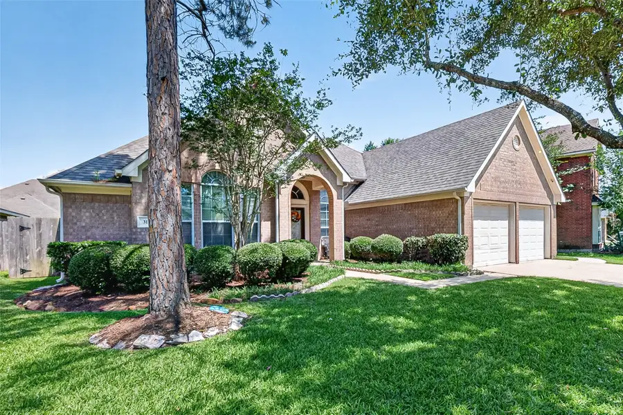 3115 Millbrook Drive, Pearland, TX 77584 - #2
