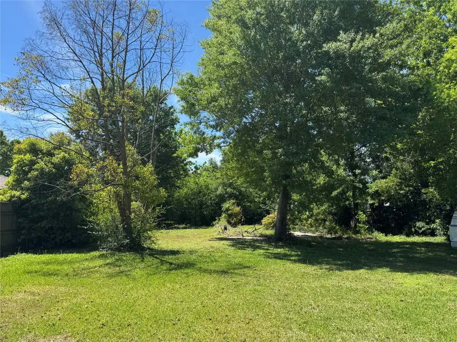 5419 Whitaker Street, Groves, TX 77619 - #3