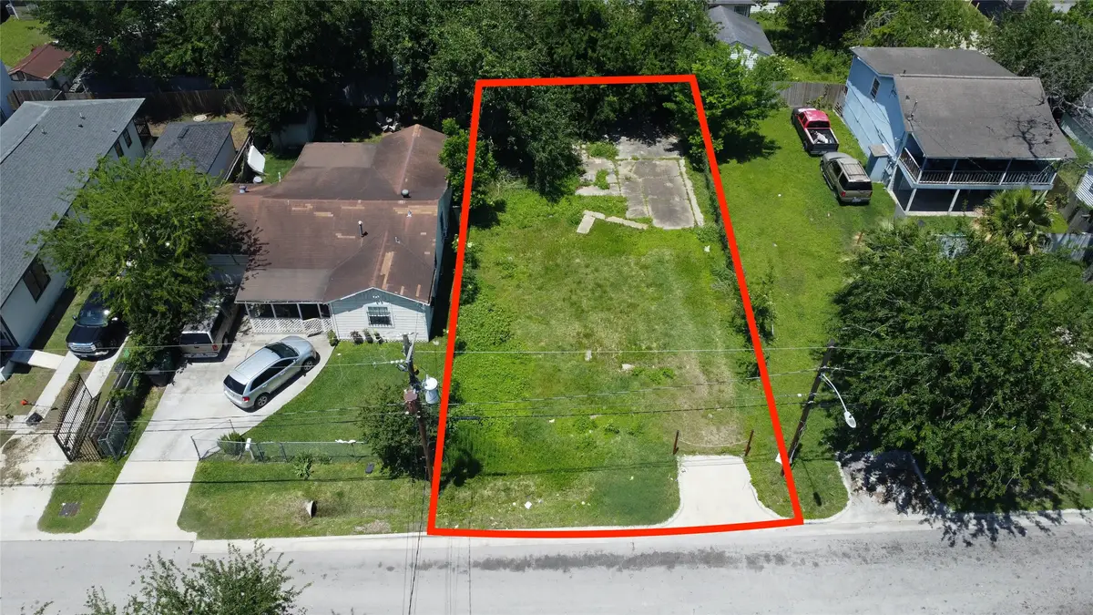 1209 E 27th Street, Houston, TX 77009 - #1