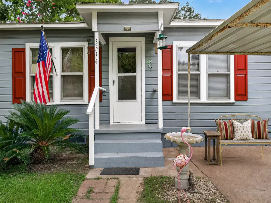 3514 Commerce Street, Damon, TX 77430 - #3