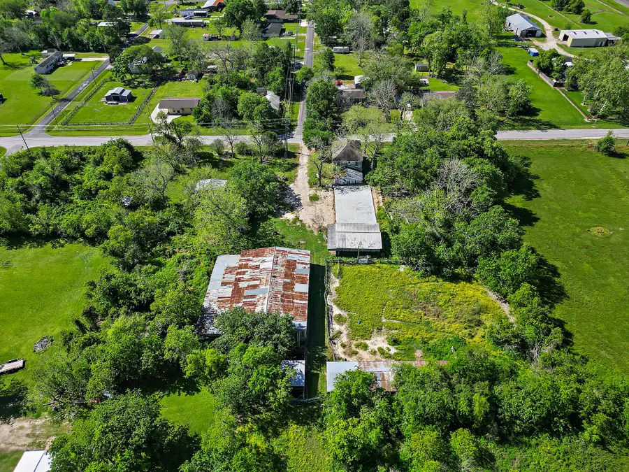 406 Main Street, Stowell, TX 77661 - #3