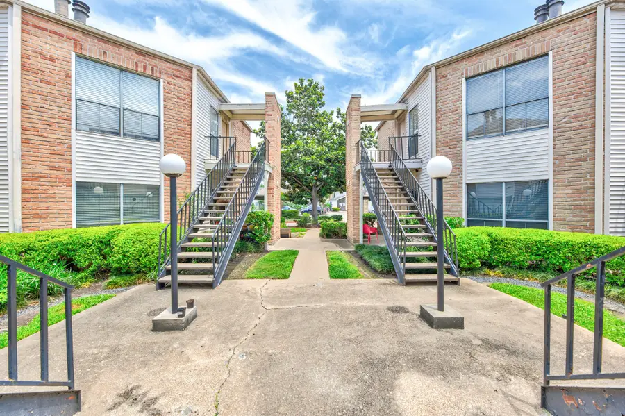3742 Thistlemont Drive, Houston, TX 77042 - #2