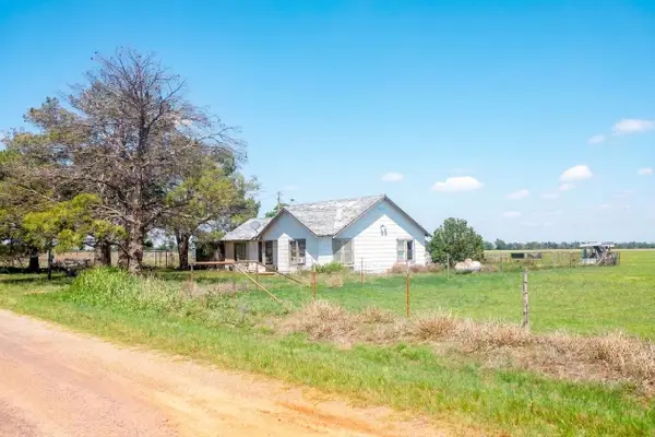 17438 County Road 105 N, Vernon, TX 76384