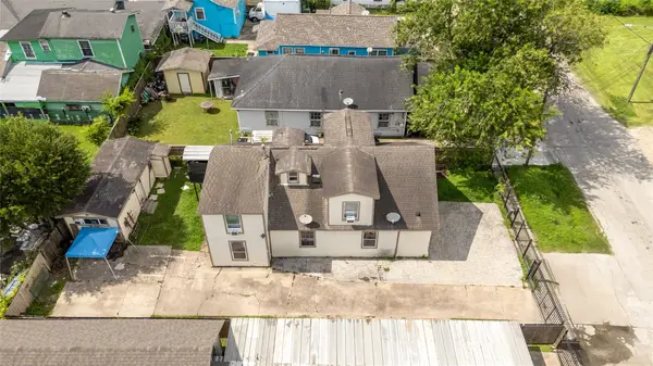 911 Wooding Street, Houston, TX 77011