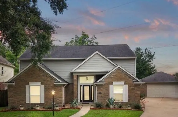 8831 Bent Spur Lane, Houston, TX 77064