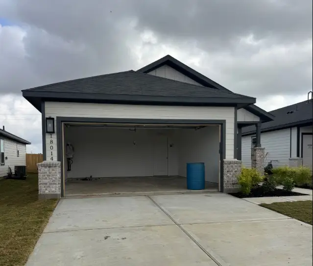 18014 Lasso Mills Drive, Hockley, TX 77447 - Image #2