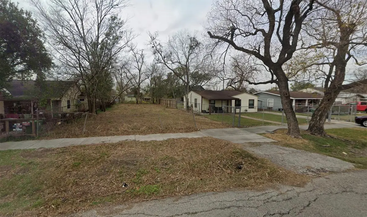 242 Woolworth Street, Houston, TX 77020 - #1