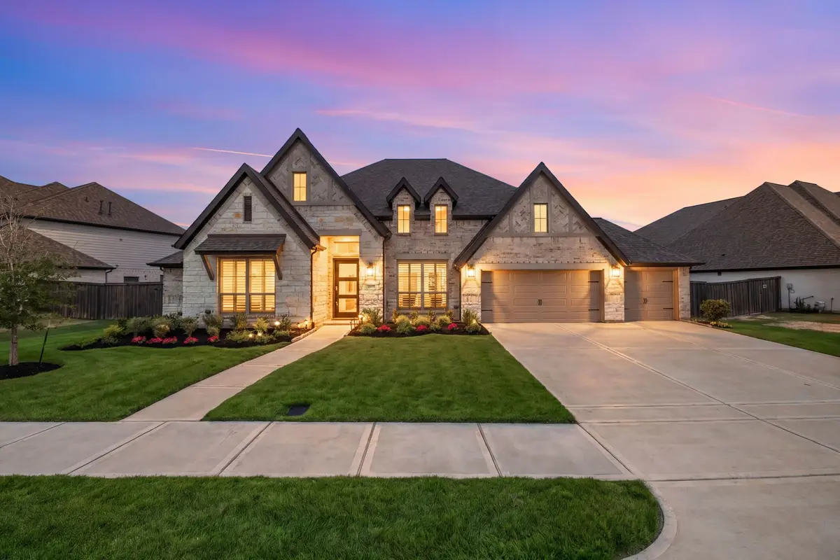 12122 Grassy Bend Drive, Monterey Belvieu, TX 77523 - #1