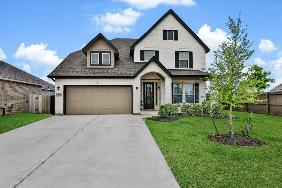7735 Wrightwood Drive, Pasadena, TX 77505 - Image #2