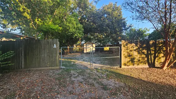 4803 3rd Street, Bacliff, TX 77518