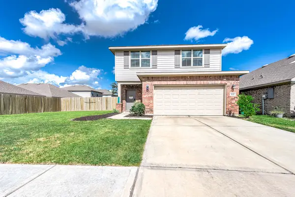 305 Bryan Way, Angleton, TX 77515