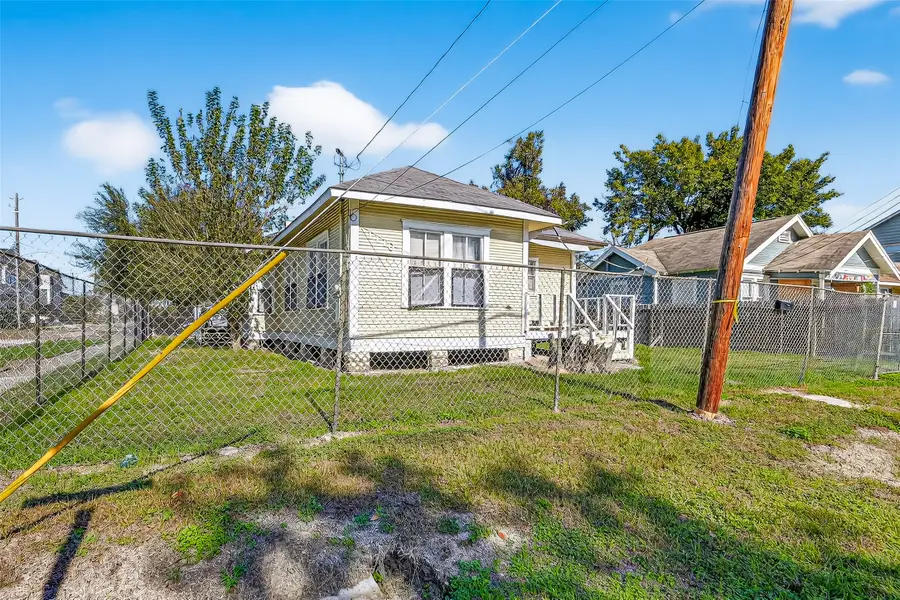 1110 Mathis Street, Houston, TX 77009 - Image #2