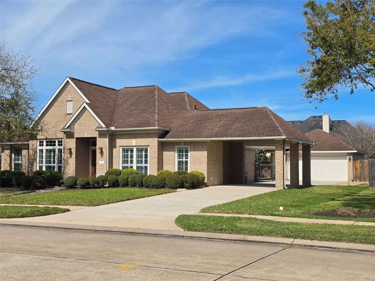 1813 Sandy Lake Drive, Friendswood, TX 77546 - #1