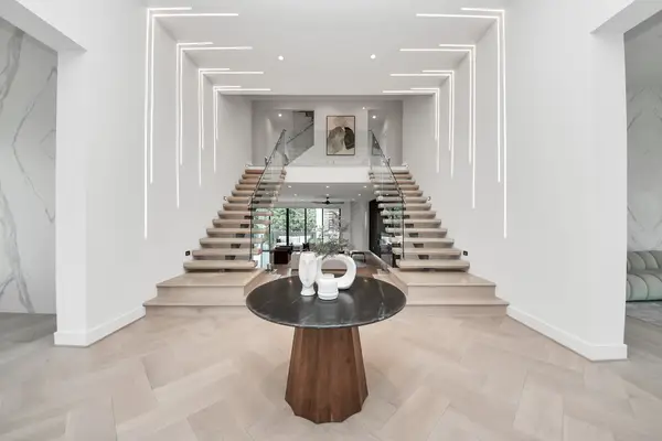 5327 S Braeswood Boulevard, Houston, TX 77096