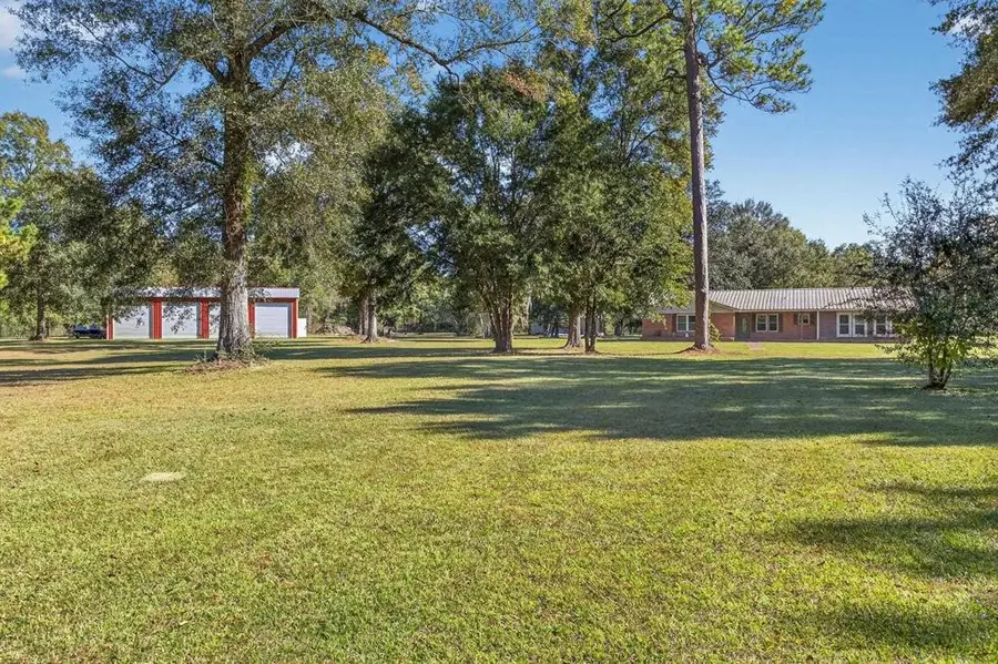 137 Private Road 8116, Orange, TX 77632 - Image #2