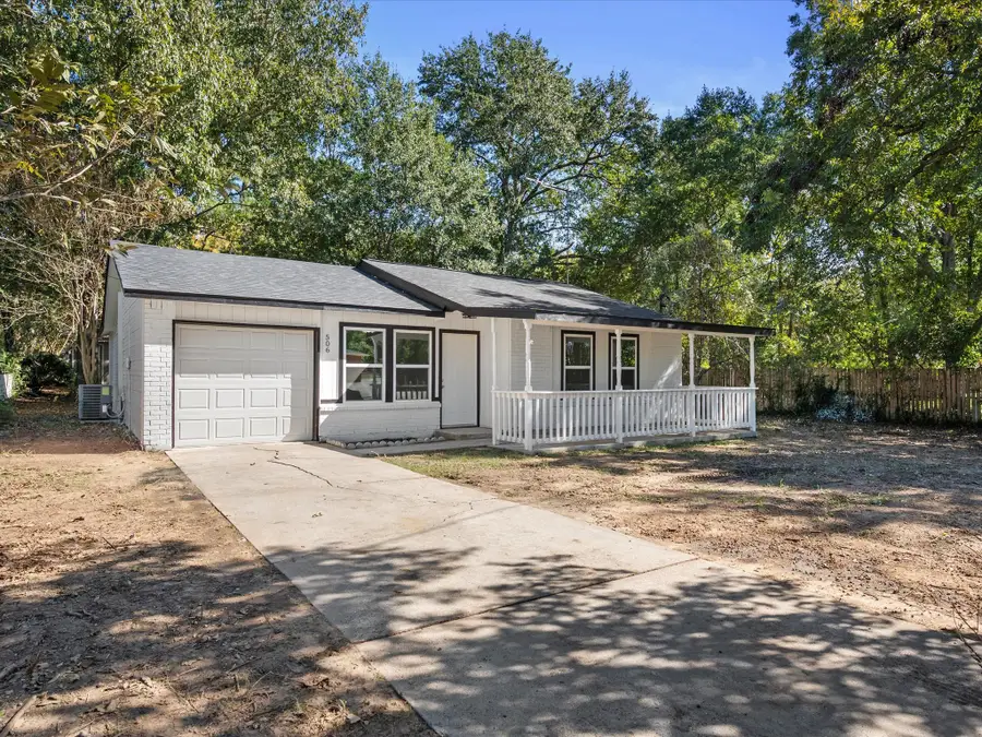 506 Worsham Street, Montgomery, TX 77316 - #3