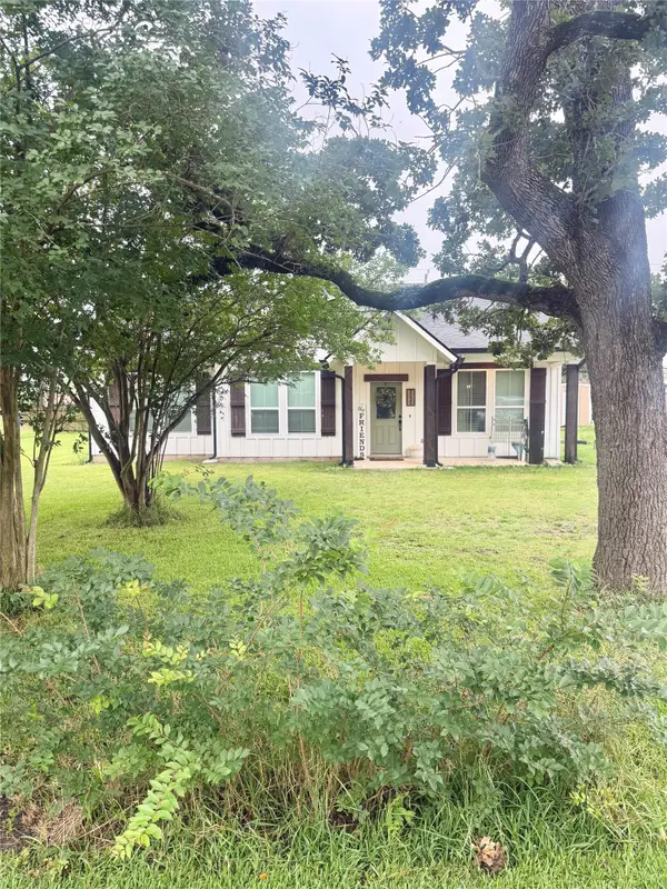 7235 Commerce Street, Iola, TX 77861