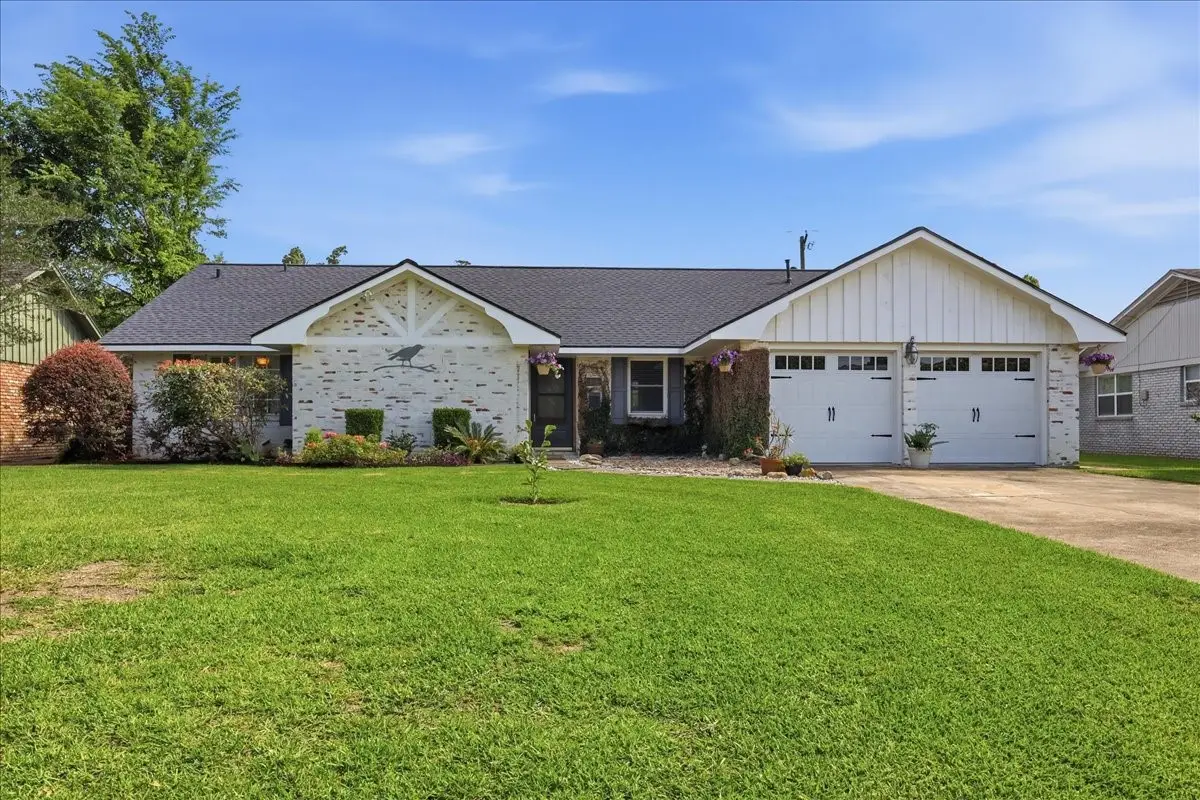 6155 Westgate Dr, Beaumont, TX 77706 - #1