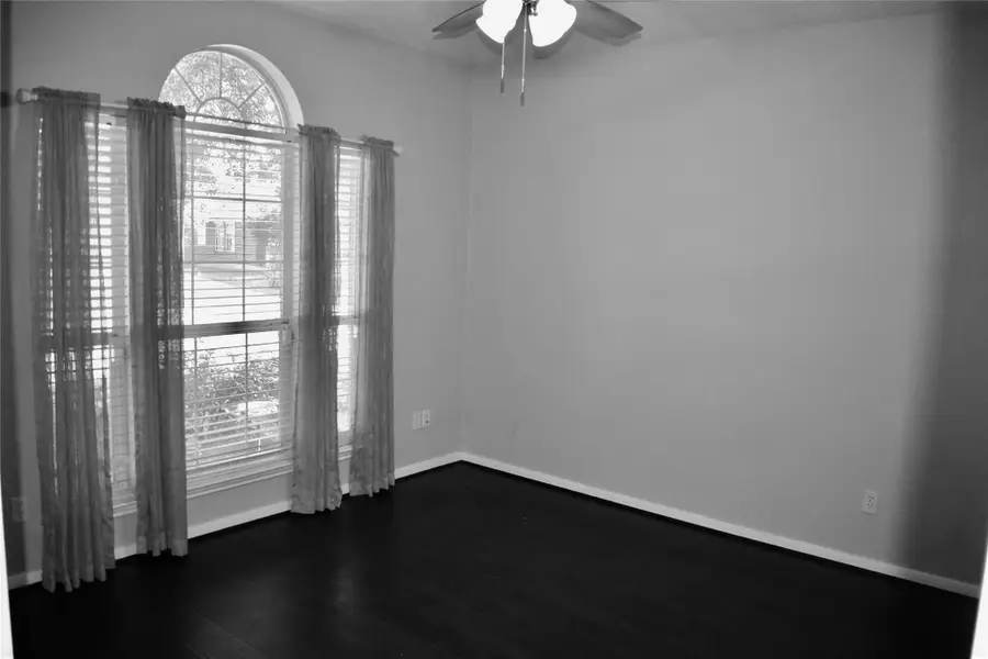 21559 Kings Bend Drive, Kingwood, TX 77339 - Image #3