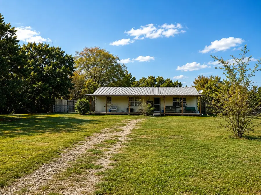 3213 Bob Mathews St, Bedias, TX 77831 - #2