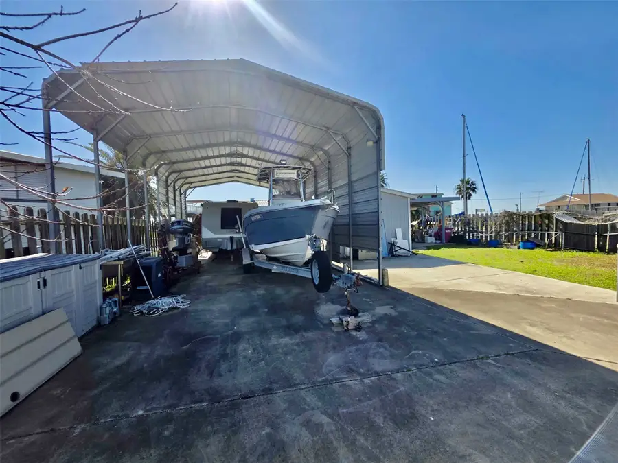 17 King Fish Lane, Freeport, TX 77541 - #3