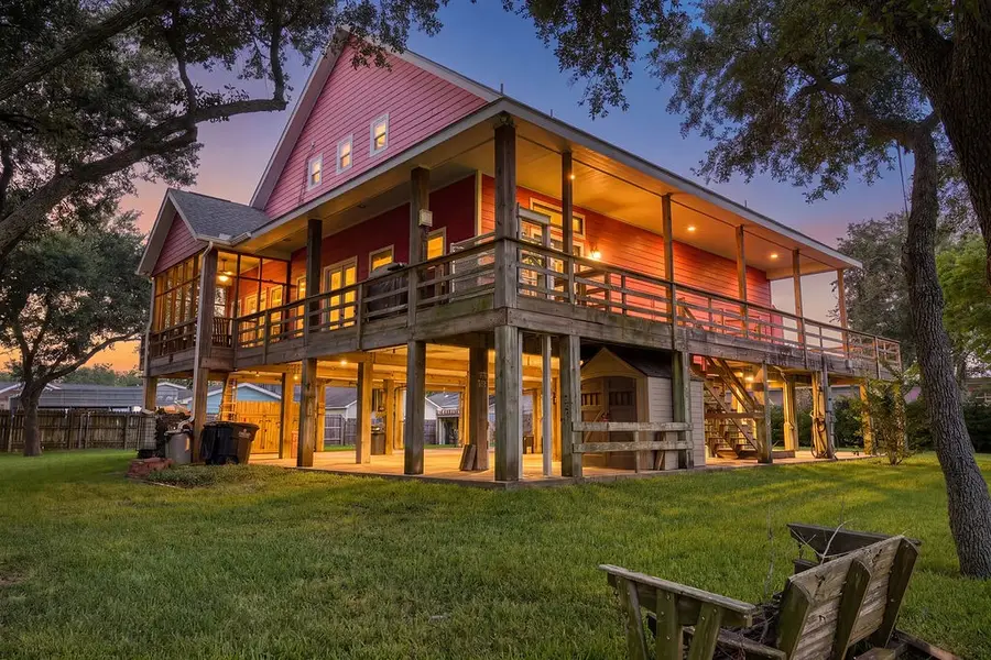 746 12th Street, Dickinson, TX 77539 - #3