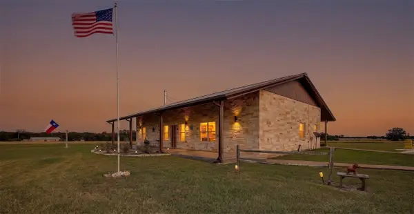 9414 Laird Road, Round Top, TX 78954