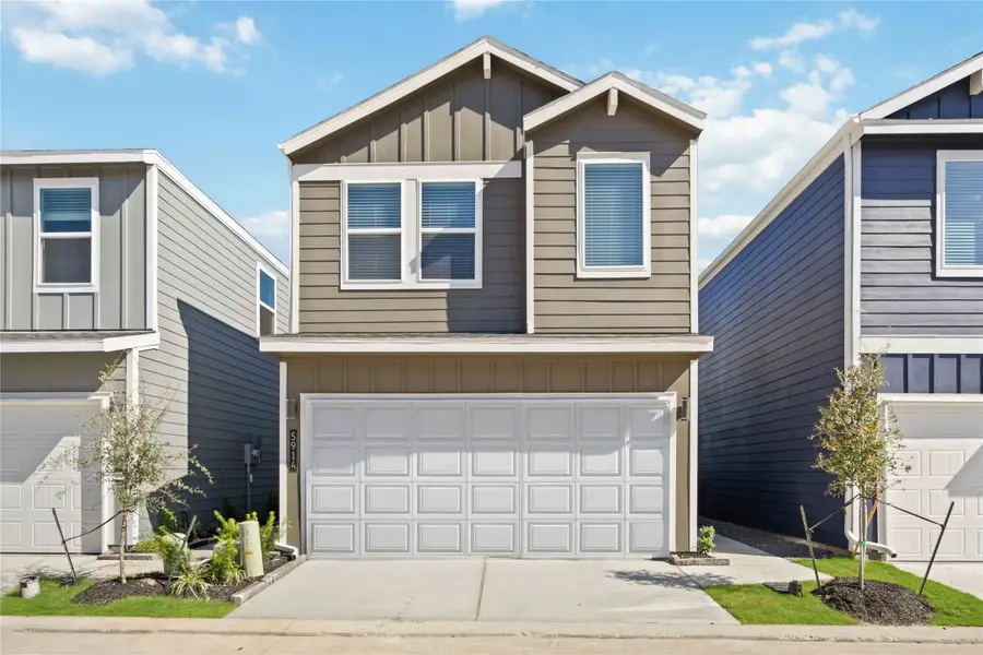 5925 Manning Oaks Street, Houston, TX 77091 - Image #2