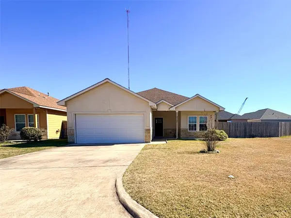 4507 Cardinal Drive, Bay City, TX 77414