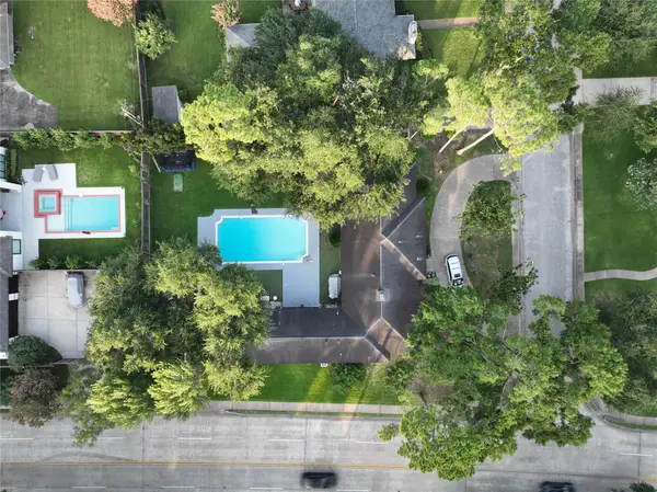 5666 Willers Way, Houston, TX 77056