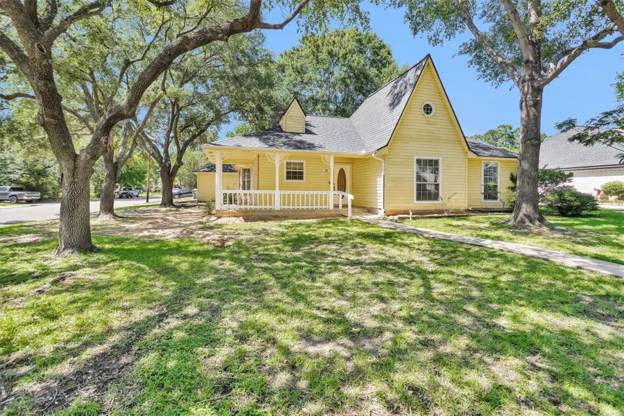 10 Brewster Street, Conroe, TX 77301 - #2