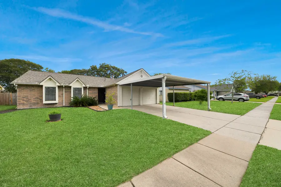 1113 Maple Creek Drive, La Porte, TX 77571 - #2