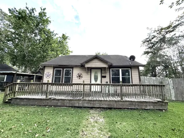 507 N Orange Street, Sweeny, TX 77480