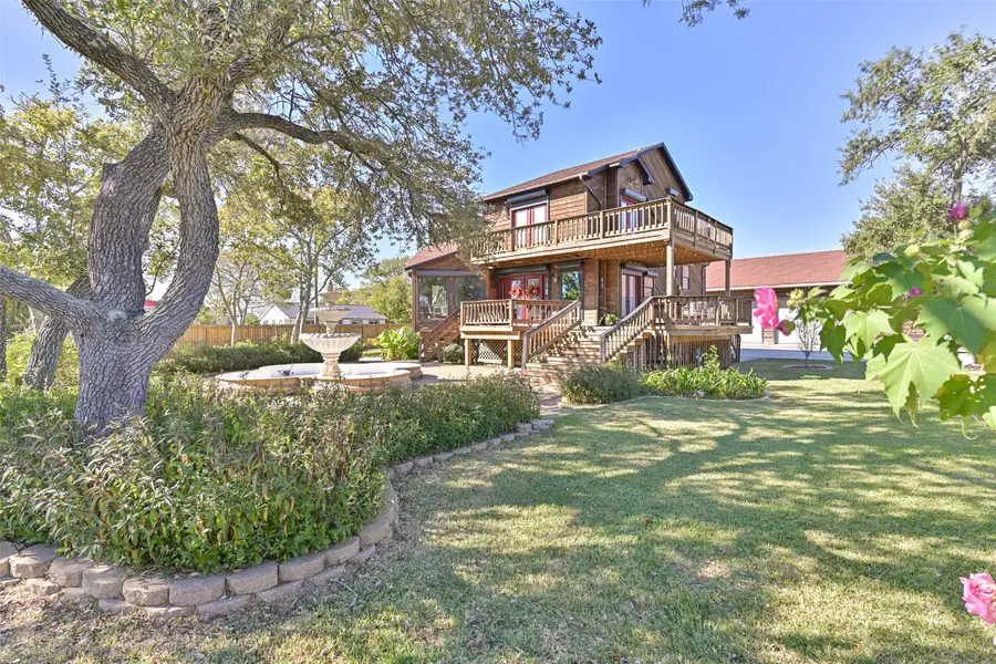 114 24th Street, Dickinson, TX 77539 - Image #3