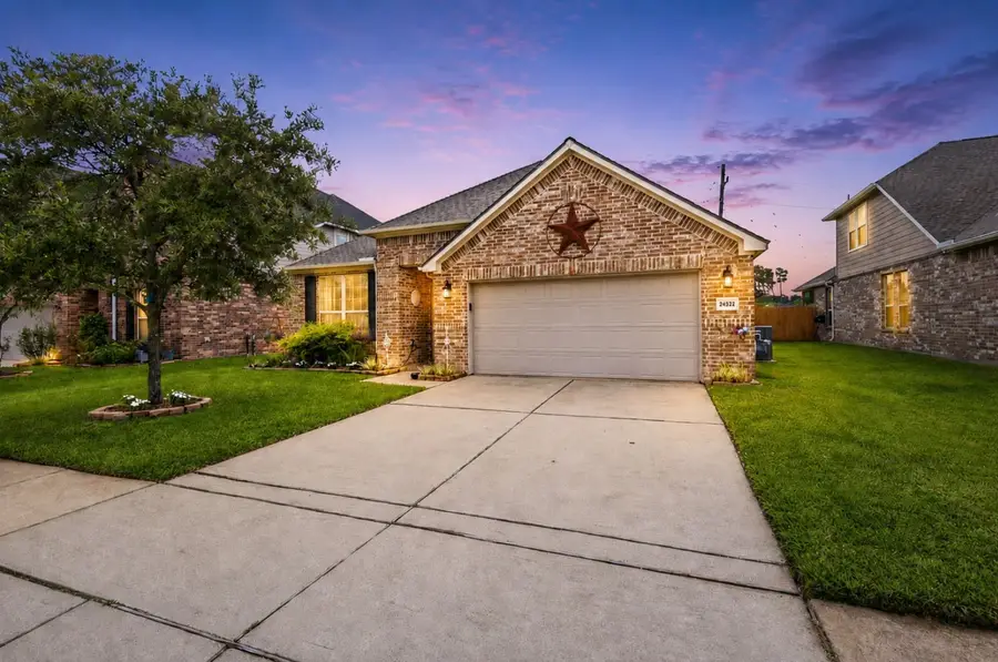 24522 Emerald Pool Falls Drive, Tomball, TX 77375 - #2
