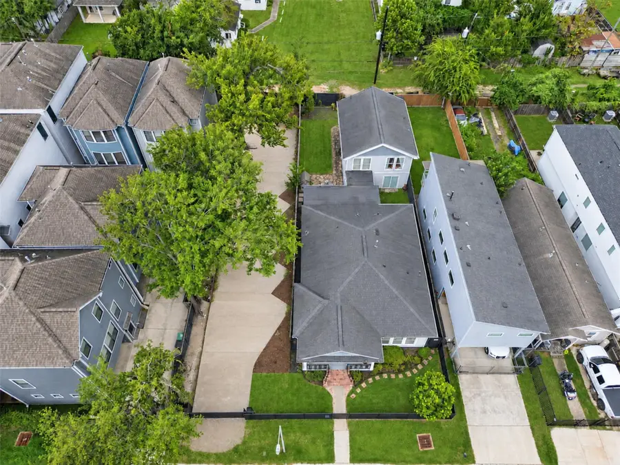 829 W 19th Street, Houston, TX 77008 - #2