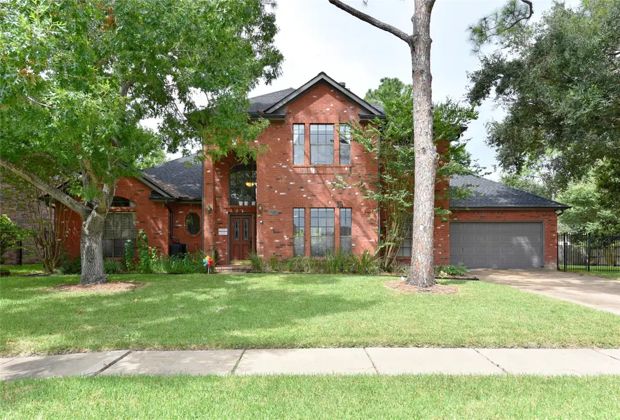 1110 Lake Estates Drive, Sugar Land, TX 77498 - #2
