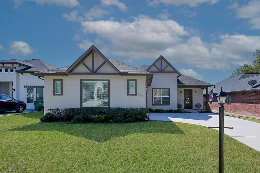121 Bermuda Circle, Montgomery, TX 77356 - Image #2