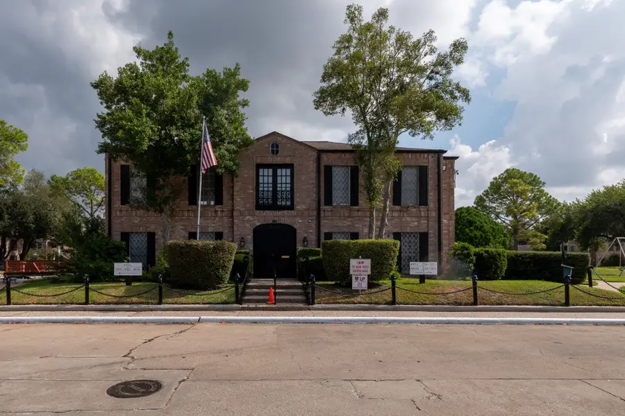 8486 Ariel Street, Houston, TX 77074 - Image #2