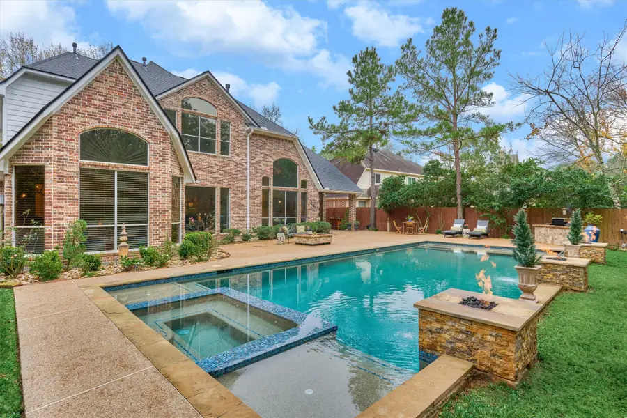 6 Glentrace Circle, The Woodlands, TX 77382 - Image #3