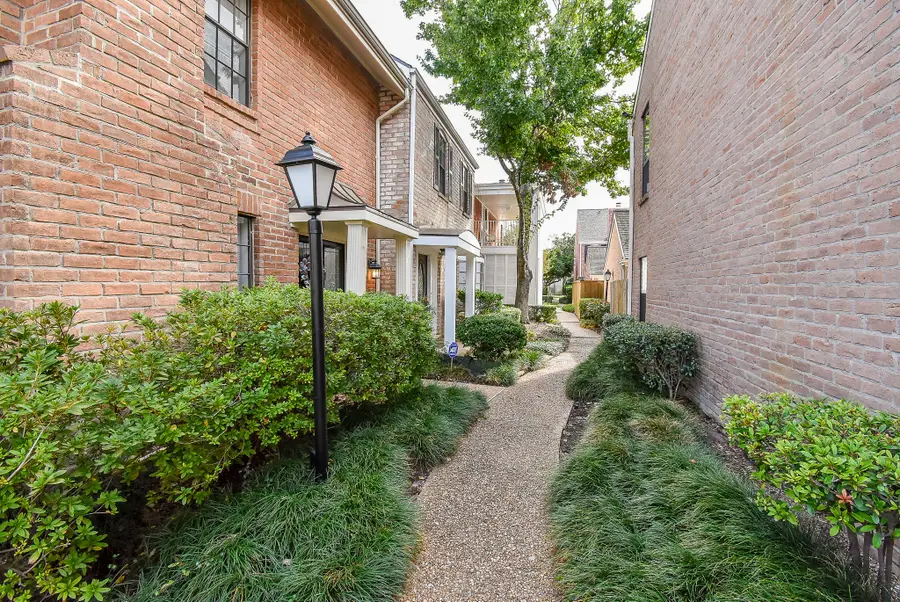 1044 Augusta Drive #1044, Houston, TX 77057 - #2