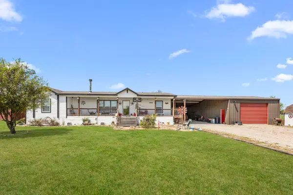 3518 Oil Field Road, Bellville, TX 77418