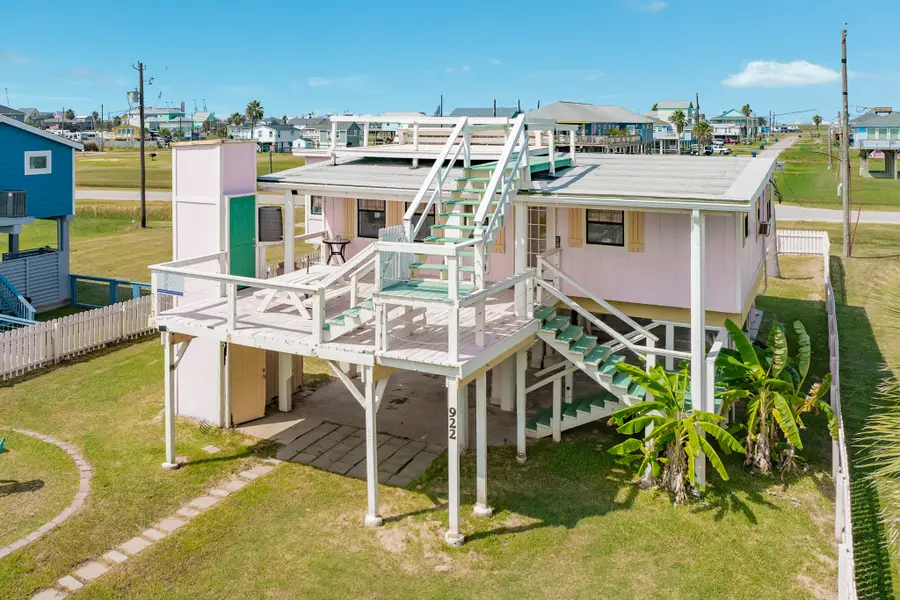 922 Seashell Drive, Surfside Beach, TX 77541 - #2