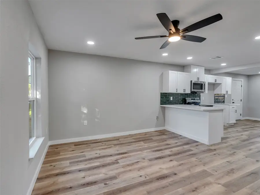 404 17th Avenue N, Texas City, TX 77590 - Image #3