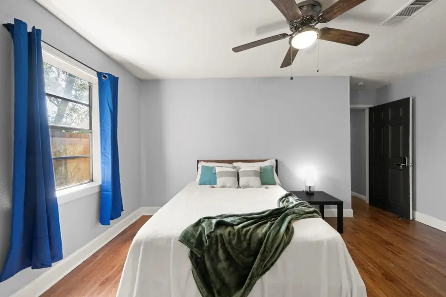 5319 Greylog Drive, Houston, TX 77048 - Image #3