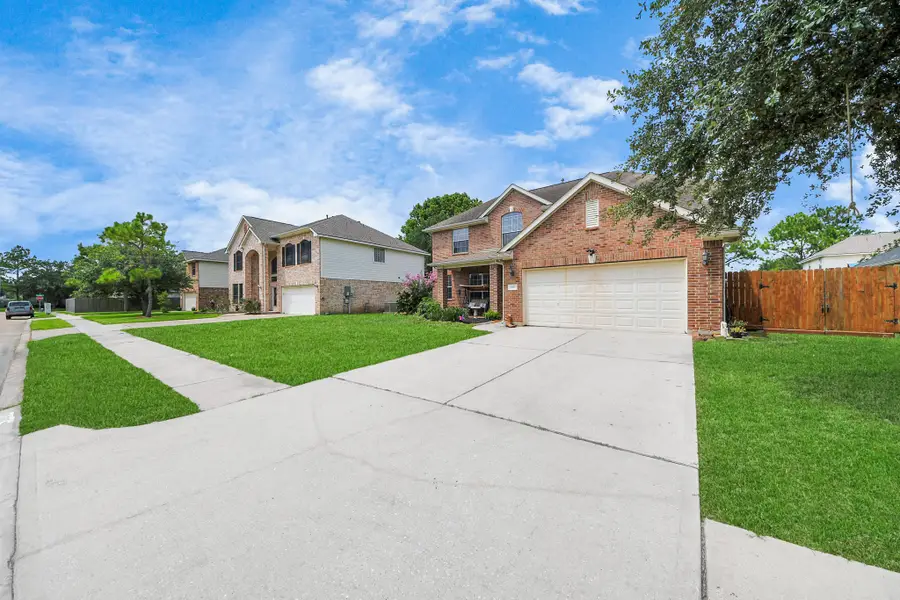 1917 Oak Shire Drive, Pearland, TX 77581 - #3