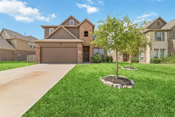 2707 Golden Hills Court, Fresno, TX 77545